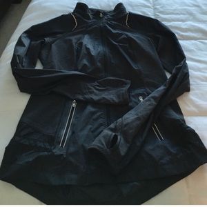 Lulu wind breaker